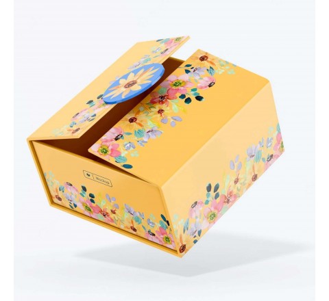 Magnetic Keepsake Packaging Boxes
